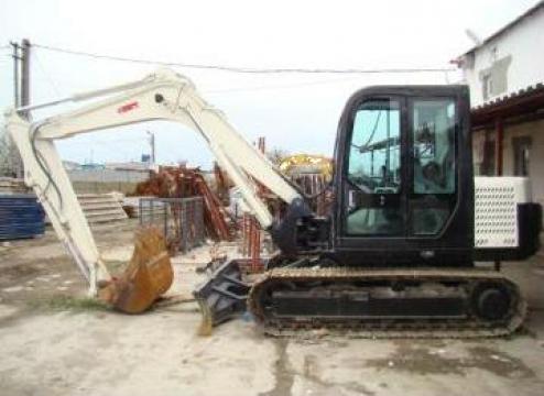 Excavator pe senile