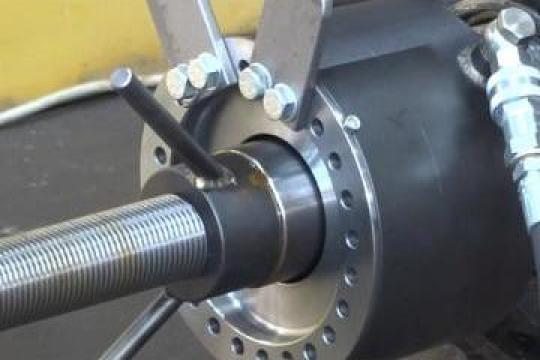 Extractor portabil bucse, picoane hidraulice