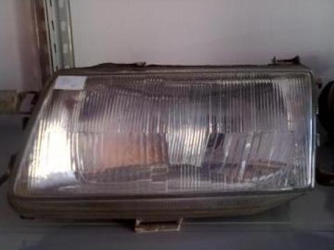 Far stanga Opel Astra '94