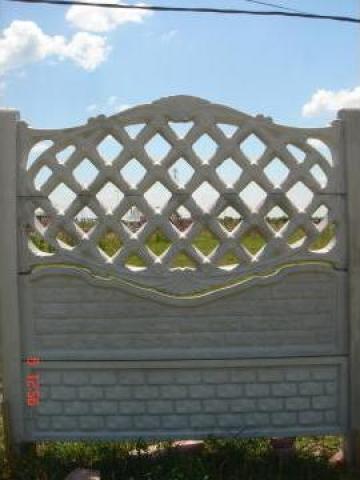 Gard din beton armat, stalpi gard