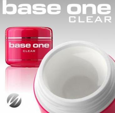 Gel unghii UV Base One.