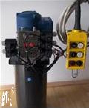Grup hidraulic pentru plug de zapada