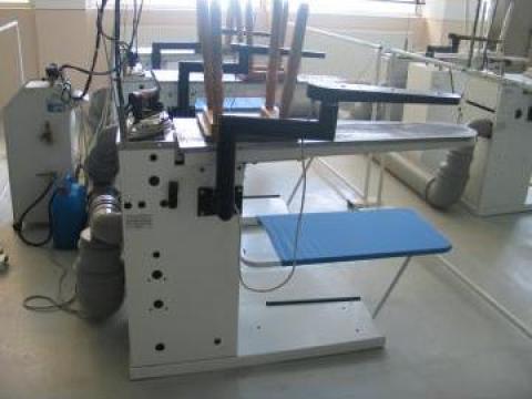 Grupuri de calcat (generator abur + 2 mese absorbtie)