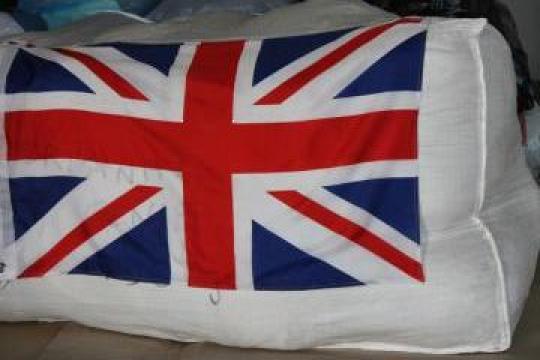 Haine second hand nesortate colecta Anglia