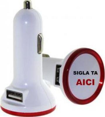 Incarcator USB auto personalizat