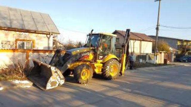 Inchiriere buldoexcavator Volvo, Caterpillar