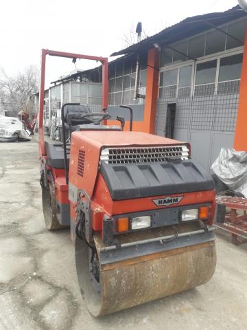 Inchiriere cilindru compactor Hamm HD 10