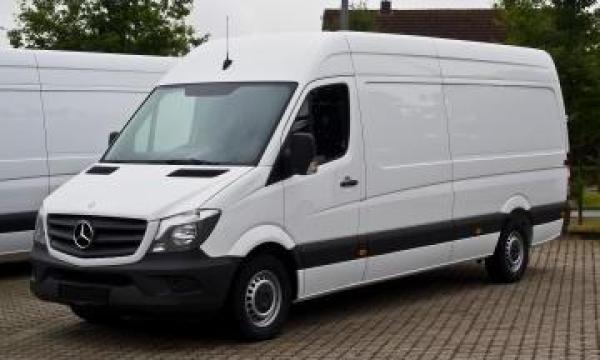 Inchiriere fara sofer Mercedes Benz Sprinter