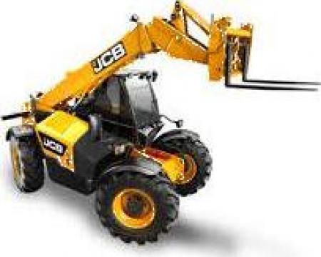 Inchiriere incarcator frontal telescopic JCB
