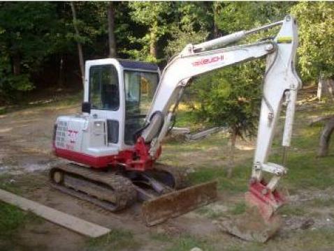 Inchiriere miniexcavator Takeuchi TB 135