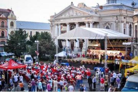 Inchiriere scena pentru concerte, spectacole