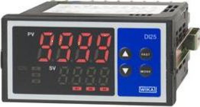 Indicator digital pentru montare in panou
