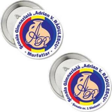 Insigne personalizate, metalice, plastic
