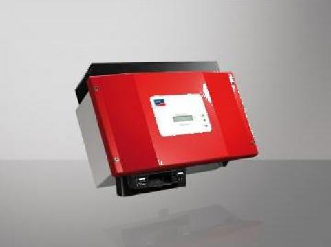 Invertor pentru panouri solare fotovoltaice