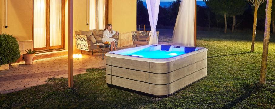 Jacuzzi spa exterior Smart 30