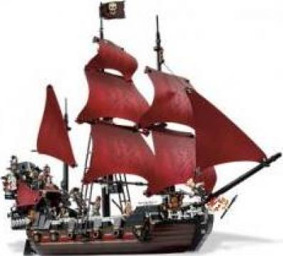 Jucarie corabie pirati Queen Anne Revenge