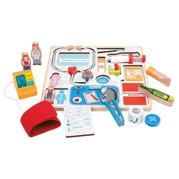 Jucarie set de doctor din lemn, puzzle, Montessori