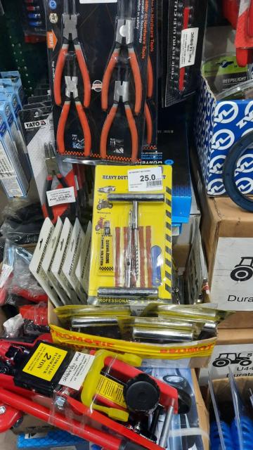 Kit reparat anvelope