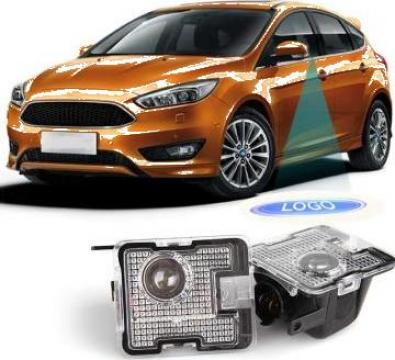 Lampi dedicate oglinzi laterale cu logo Ford pentru Focus