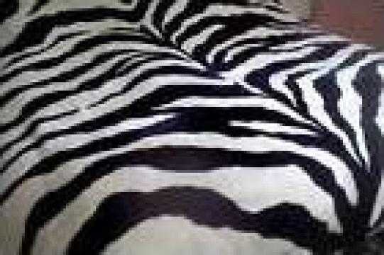 Lenjerii pentru paturi de hotel zebra