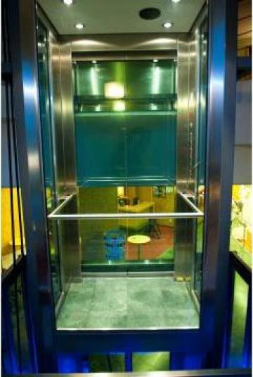 Lift hotel