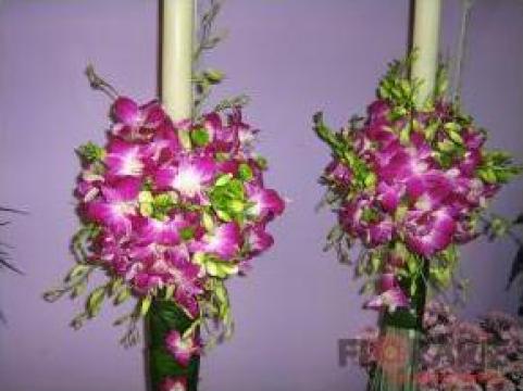 Lumanari de cununie din orhidee imperiala si trandafiri