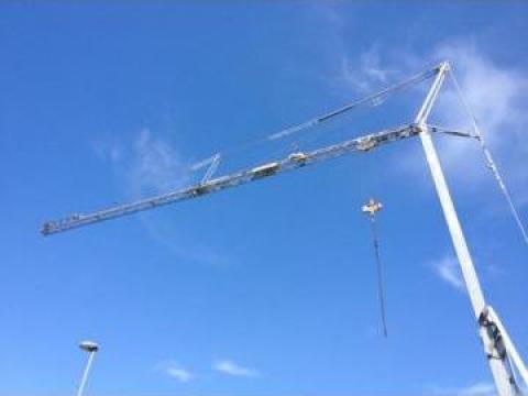 Macara turn autoridicatoare Terex-Comedil