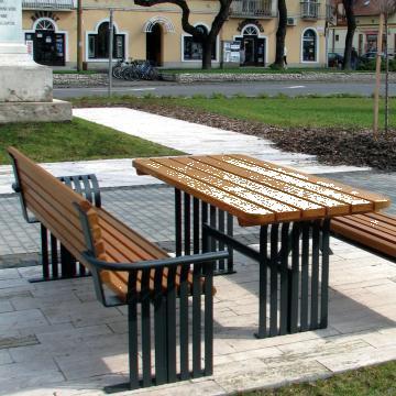 Masa parc Artezian
