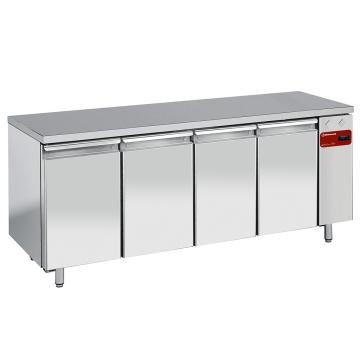 Masa rece, ventilat, 4 usi GN 1/1, (fara grup)