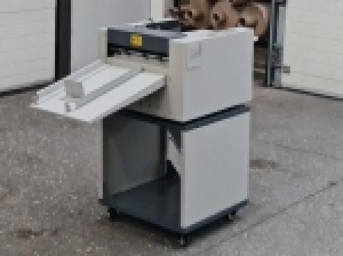 Masina de biguit-perforat NC350