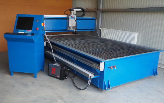 Masina de debitat CNC cu plasma Hyperthem