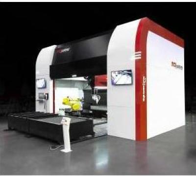Masini de taiat laser 3D Fiber cu robot Fanuc 2000x4000 mm