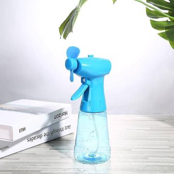 Mini ventilator cu pulverizare apa