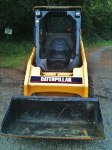 Miniincarcator Caterpillar 226 B Skid Steer