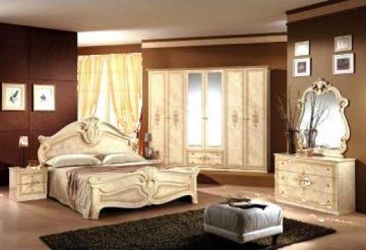 Mobilier dormitor lacuit