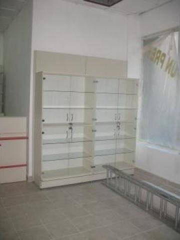 Mobilier pentru farmacie-drogherie