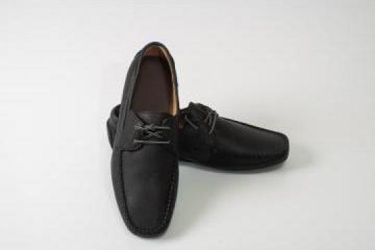 Mocasini barbati cu siret