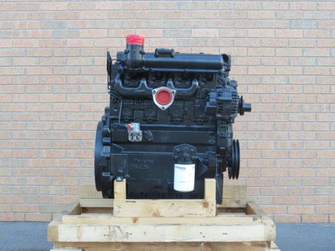 Motor Perkins 1004-42 (AR) - reconditionat