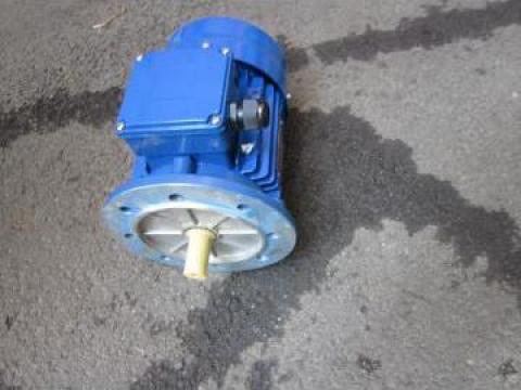 Motor reductor 0.37 KW 1500 RPM B5 380 V