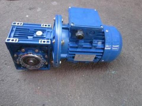 Motoreductor trifazic 0.55 kw 1500 rpm