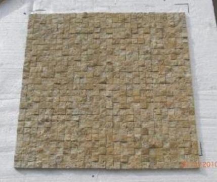 Mozaic Travertin Classic Tumbled Split Face 1x2.3x2.3 cm