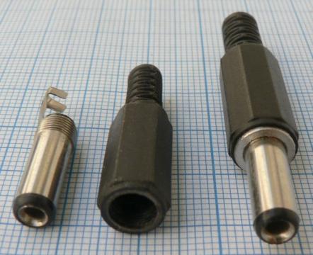 Mufa/conector DC tata 2.5x5.5x14, cablu 5mm