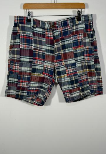 Pantaloni scurti Gant marimea W33 barbat