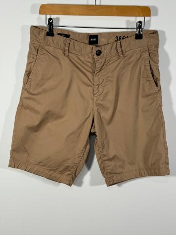 Pantaloni scurti / bermude Hugo Boss marimea 32 Fit S barbat