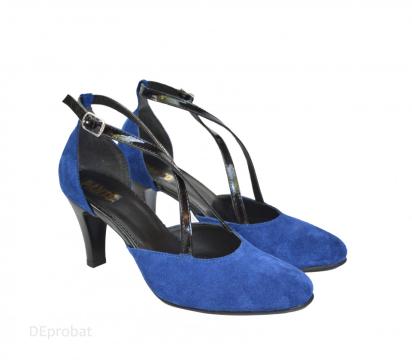 Pantofi albastru regal velur dama cu toc aplicat din piele