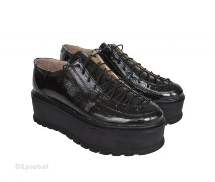 Pantofi negri lacuiti dama cu talpa inalta 5,5 cm din piele