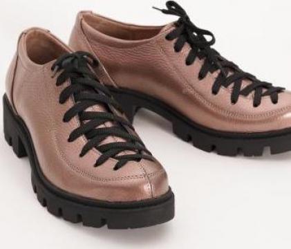 Pantofi roz inchis cu siret - piele naturala 100%