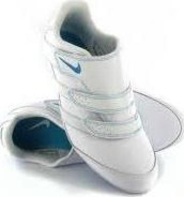 Pantofi sport Nike Roubaix