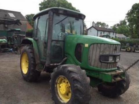 Piese dezmembrari Tractoare John Deere 6120 si 6520