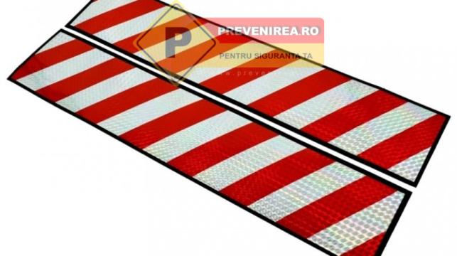 Placi reflectorizante